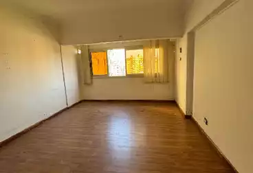 Apartments For sale - 2 rooms - floor 9
