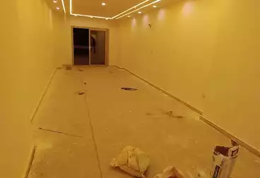 شقق للإيجار - 3 غرف - بالدور 0