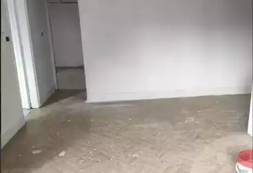 Apartments For sale - 2 rooms - floor 4