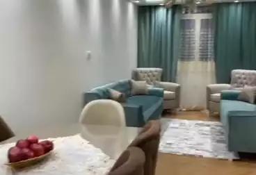 Apartments For sale - 2 rooms - floor 7