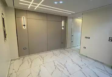 Apartments For sale - 3 rooms - floor 4