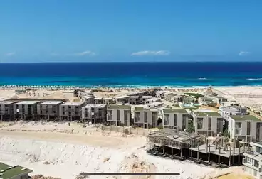 شاليه بحديقة للبيع - 3 غرف - بالدور 0