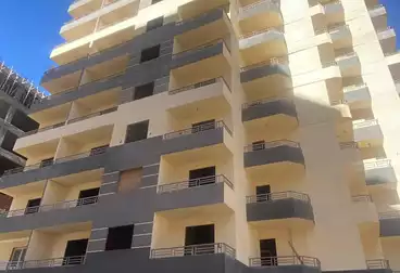 Apartments For sale - 3 rooms - floor 4