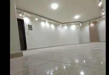Apartments For sale - 2 rooms - floor 8