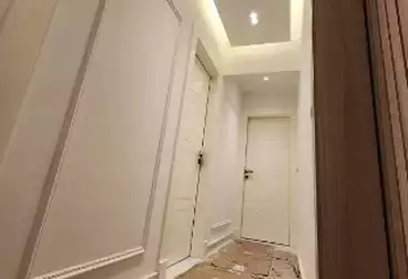 Apartments For sale - 3 rooms - floor 5