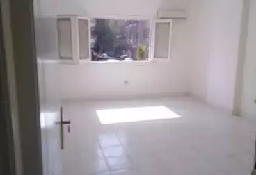 Administrative For sale - 4 rooms - floor 1