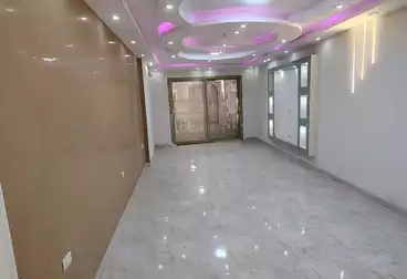 Apartments For sale - 3 rooms - floor 8