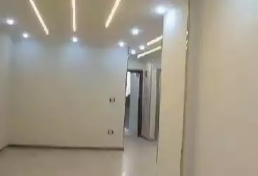 Apartments For sale - 2 rooms - floor 3