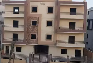 Apartments For sale - 3 rooms - floor 1