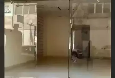 صيدليات للبيع