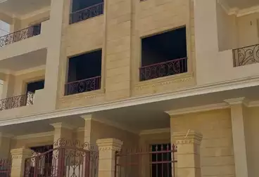 شقق للبيع - 4 غرف - بالدور 1