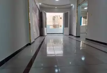 Apartments For sale - 2 rooms - floor 4