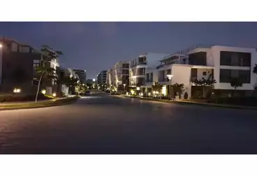 Apartment with Garden For sale - 3 rooms - floor 0
