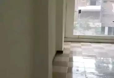 undefined undefined - 2 rooms - floor 1