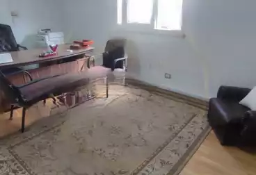 Administrative For rent - 5 rooms - floor 2