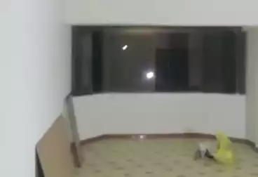 Apartments For sale - 3 rooms - floor 4