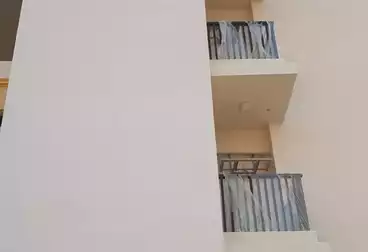 Apartments For sale - 3 rooms - floor 2