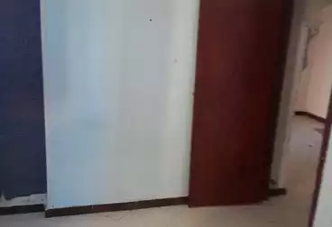 Apartments For sale - 3 rooms - floor 8
