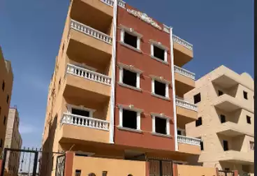 Apartments For sale - 3 rooms - floor 1