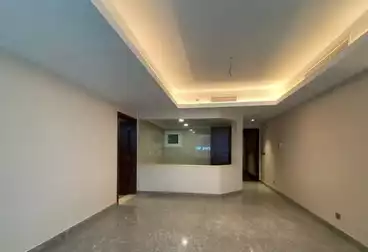 Apartments For sale - 5 rooms - floor 4