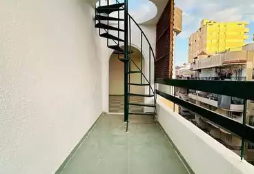 undefined undefined - 2 rooms - floor 5