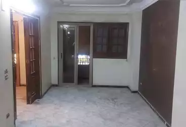 Apartments For sale - 3 rooms - floor 1