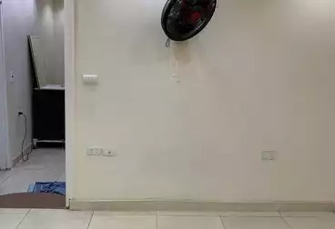 undefined undefined - 2 rooms - floor 1