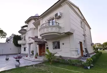 Villas For sale - 5 rooms