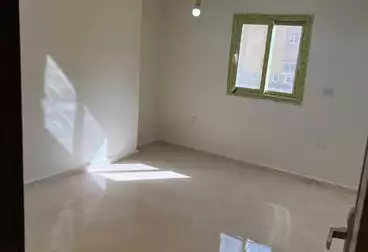 Apartments For sale - 3 rooms - floor 1