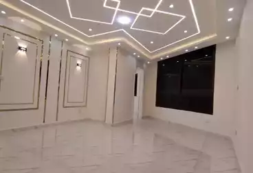 Apartments For sale - 2 rooms - floor 4