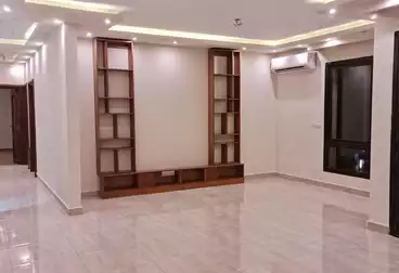 Apartments For rent - 3 rooms - floor 2