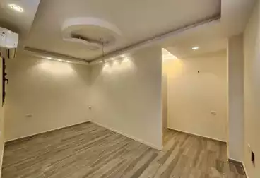 undefined undefined - 3 rooms - floor 3