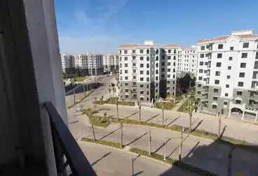 Apartments For sale - 1 rooms - floor 4