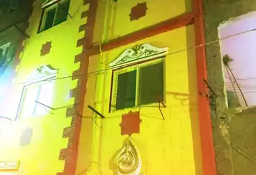 House / Home For sale - 8 rooms