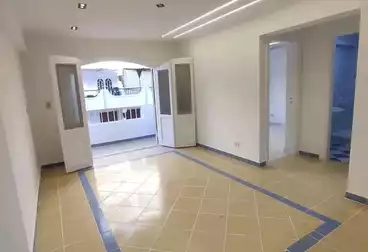 Apartments For sale - 1 rooms - floor 3