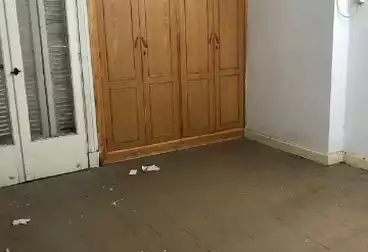Apartments For sale - 2 rooms - floor 4