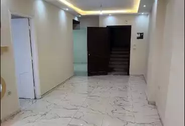 Apartments For sale - 2 rooms - floor 4