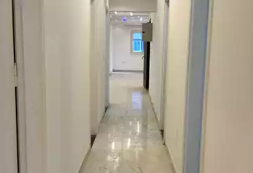 Apartments For sale - 3 rooms - floor 1