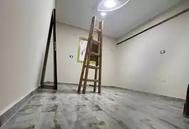Apartments For sale - 2 rooms - floor 5