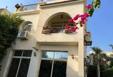 Villas For sale - 4 rooms