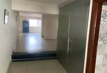 Administrative For rent - 9 rooms - floor 1