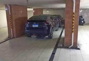 Garage For sale