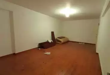 Apartments For sale - 3 rooms - floor 5