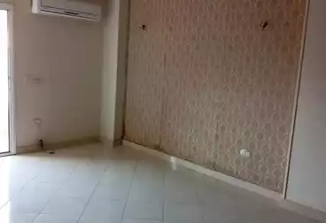 Apartments For rent - 2 rooms - floor 4