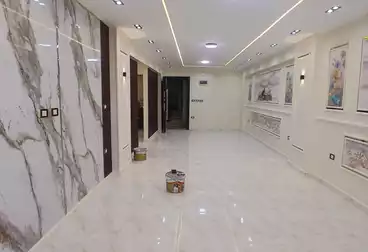 Apartments For sale - 2 rooms - floor 9