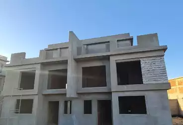 Town House For sale - 3 rooms