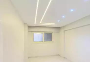Apartments For sale - 3 rooms - floor 4