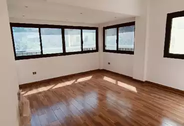 Administrative For rent - 4 rooms - floor 3