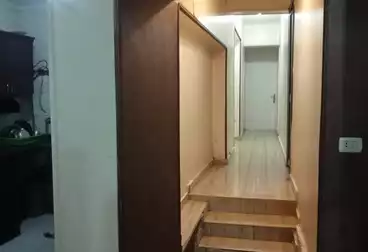 Furnished Apartment For sale - 3 rooms - floor 3