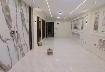 Apartments For sale - 2 rooms - floor 9